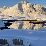 Borgvag - A Unique Seafront In The Heart Of Lofoten Bostad
