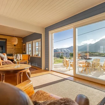 Borgvag - A Unique Seafront In The Heart Of Lofoten Holiday home *