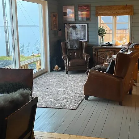 Borgvag - A Unique Seafront In The Heart Of Lofoten * Bostad