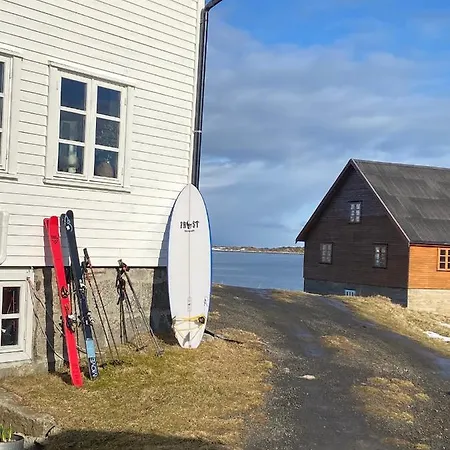 Borgvag - A Unique Seafront In The Heart Of Lofoten Holiday home