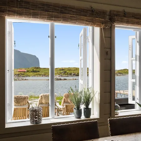 Borgvag - A Unique Seafront In The Heart Of Lofoten