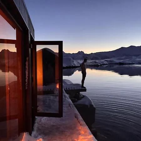 Borgvag - A Unique Seafront In The Heart Of Lofoten Casa de Férias Bostad