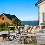 Borgvag - A Unique Seafront In The Heart Of Lofoten Casa vacanze *