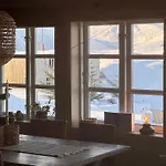 Borgvag - A Unique Seafront In The Heart Of Lofoten Semesterbostad