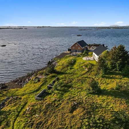 Nyaraló Borgvag - A Unique Seafront In The Heart Of Lofoten *