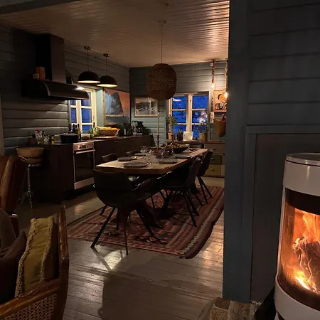 Nyaraló Borgvag - A Unique Seafront In The Heart Of Lofoten *