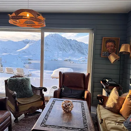 Borgvag - A Unique Seafront In The Heart Of Lofoten Bøstad