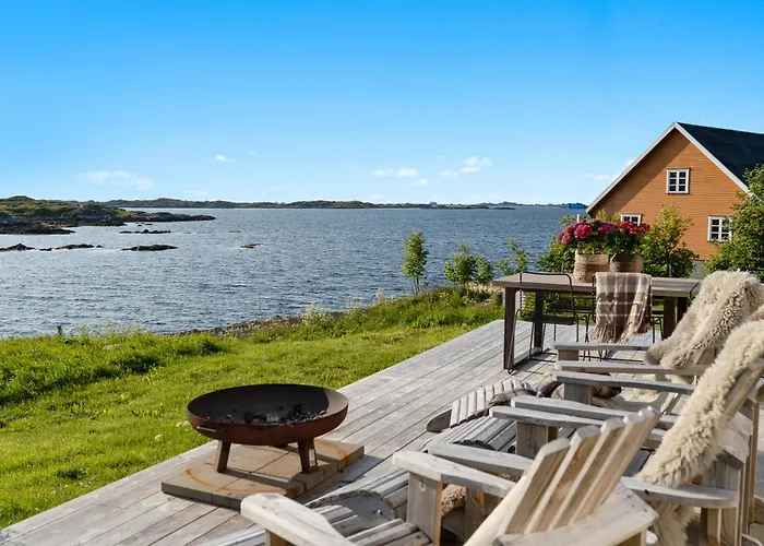 Borgvag - A Unique Seafront In The Heart Of Lofoten *