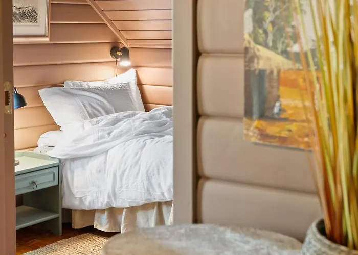 Borgvag - A Unique Seafront In The Heart Of Lofoten *